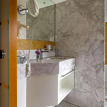 Kaiserhof 3*