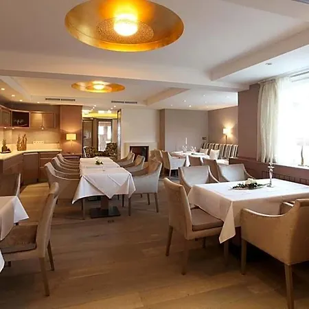 Kaiserhof 3*